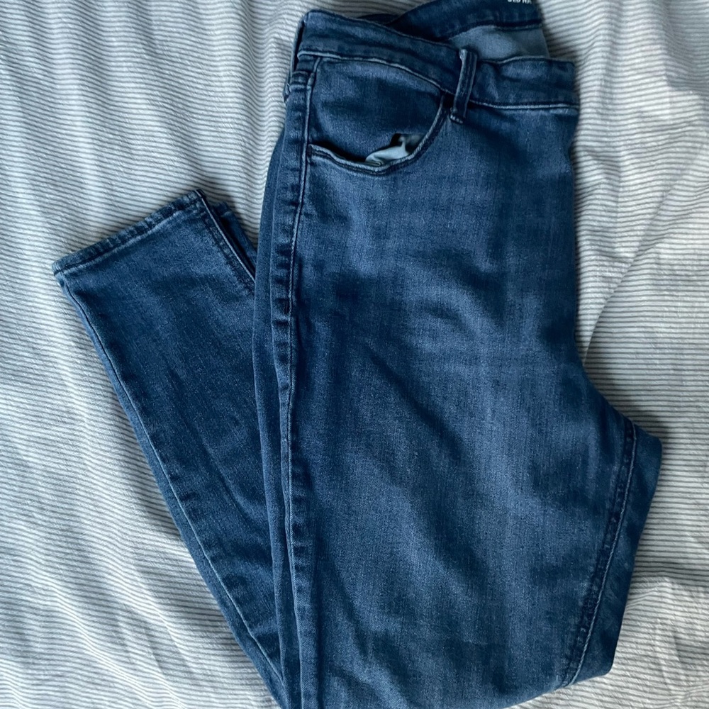Old Navy High Rise Super Skinny Jeans